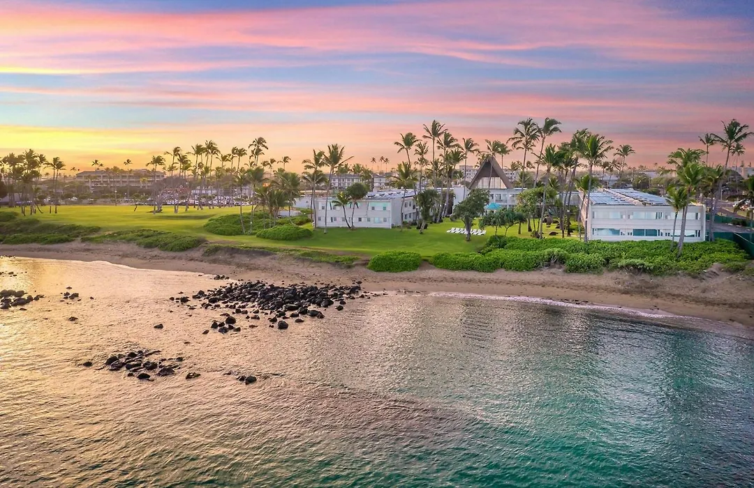 Maui Beach Hotel-1